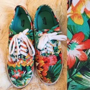 Mossimo tropical print shoes